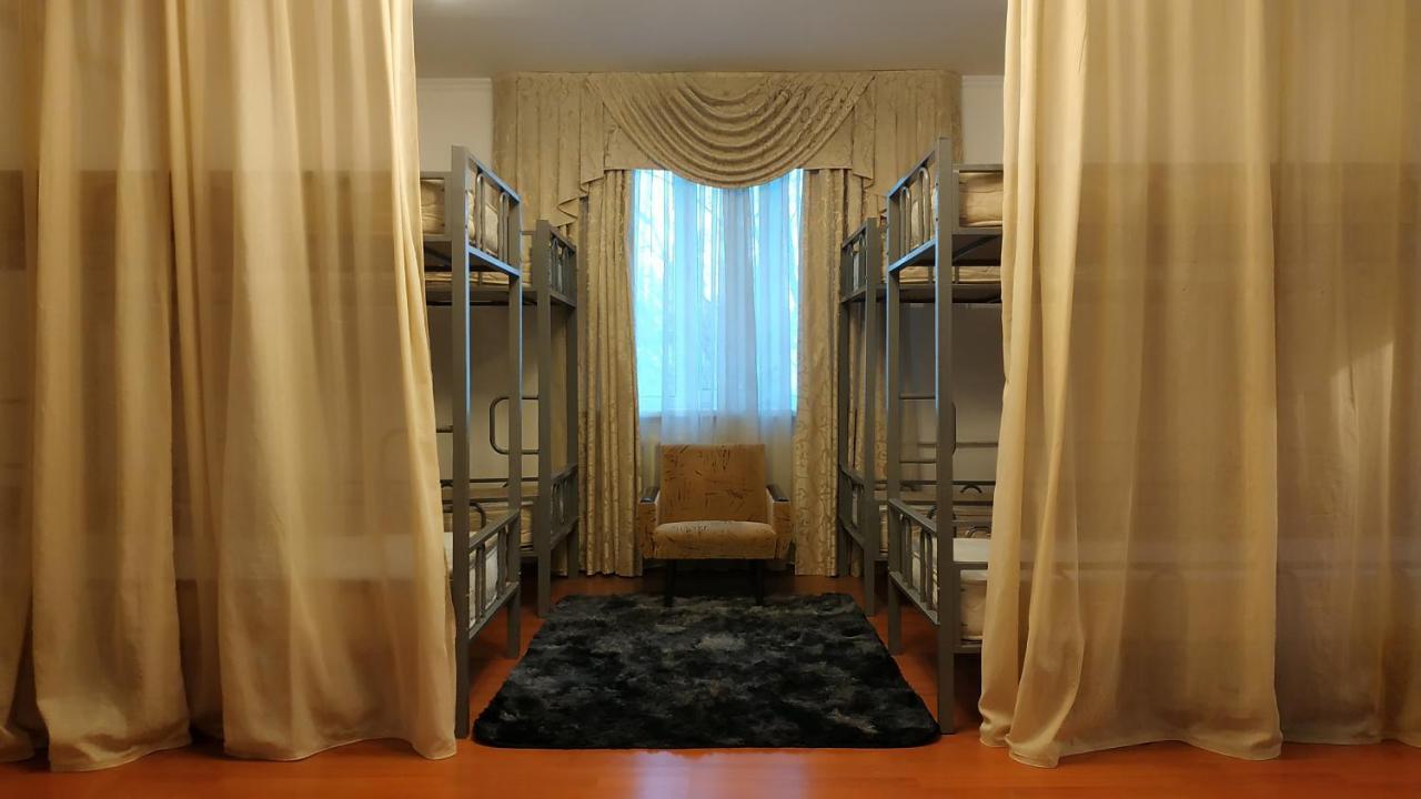 Kgb Home Hostel 比什凯克 外观 照片